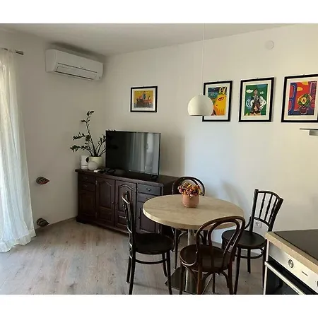 Casa Istria Al Mare 2 * Karpinjan