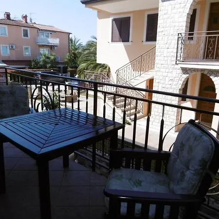Semesterbostad Casa Istria Al Mare 2 *